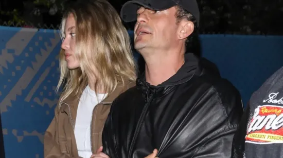 Orlando Bloom ruku pod ruku s 20 godina mlađom: Tko je ljepotica koja mu je ukrala srce?