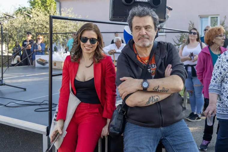 Otkrio &scaron;to mu je alkohol uzeo u životu: 'To je te&scaron;ka pritajena ku*va koja te svakodnevno ubija'