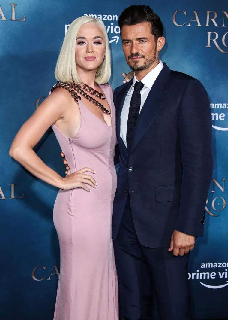 Orlando Bloom ruku pod ruku s 20 godina mlađom: Tko je ljepotica koja mu je ukrala srce?