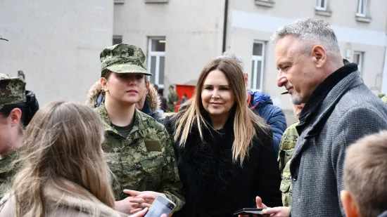 Thompsonova supruga pokazala fit liniju te otkrila kako će ju dotjerati do savr&scaron;enstva