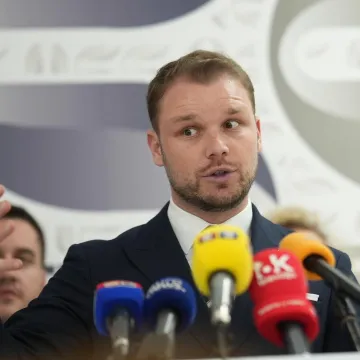 Stanivuković kukao nakon izlaska iz pritvora: 'Kriv sam jer sam Srbin i pravoslavac'