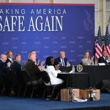 Ovako se ulizuje &scaron;efu! Trump saslu&scaron;ao jednog pa poručio drugom: 'Jel može&scaron; nadma&scaron;iti ovo?'