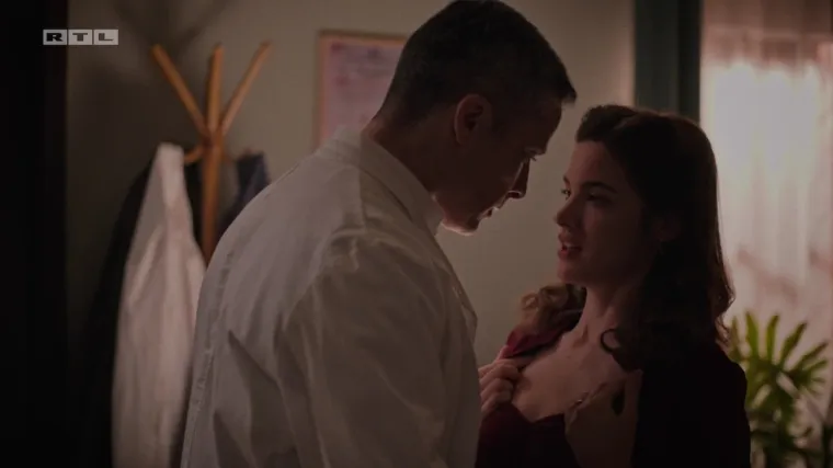 Nakon intimnog susreta &scaron;ok! Teodora misli da je na&scaron;la ljubav, a Hodžić skriva veliku tajnu