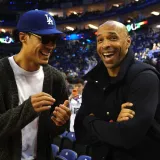 Legendarni Henry počinje boksati? 'Tu sam za njega brže nego &scaron;to se Superman presvlači'