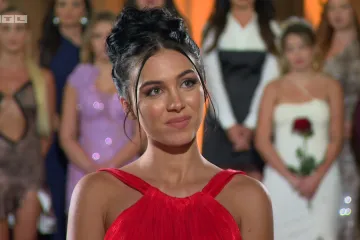 Anastasia pred svima odbila Karlovu ružu: 'Neću je uzeti. Ja sam se već odlučila za Petra'