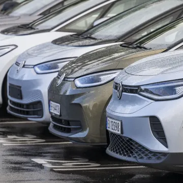 Europski div povlači gotovo 100 tisuća električnih vozila: Ove serije su problematične