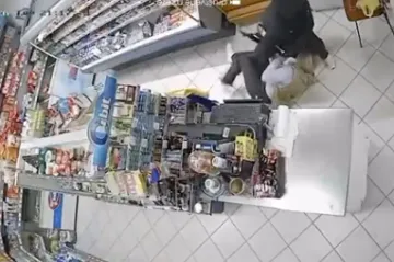 Prodavačica iz Mostara se sukobila s naoružanim pljačka&scaron;em: &Scaron;to mislite kako ju treba nagraditi?