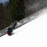 Trenutak u kojem su svi zanijemili: Mladi skakač stravično pao u Sloveniji, nije se micao