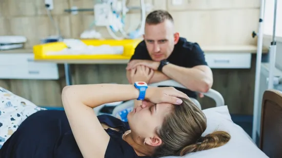 Babica otkriva pet iritantnih stvari koje očevi rade u rađaonici: 'Nikoga ne zavaravate'