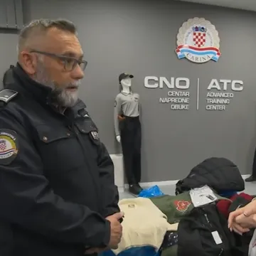 Kakva priča! U skladi&scaron;tu u Dubravi pronađeno 1448 komada odjeće: Znamo &scaron;to će biti s vlasnicima