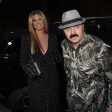 Kći Harisa Džinovića pozirala u zagrljaju nepoznatog mu&scaron;karca: Ima li novog dečka?