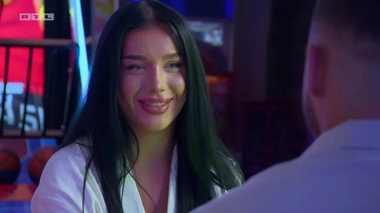 Borba za Karla zakuhava vilu: 'Oko dobrog konja se pra&scaron;ina diže!'