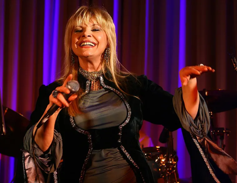 Hanka Paldum živi u oronuloj kući u Sarajevu i osmijehom skriva najteže razdoblje