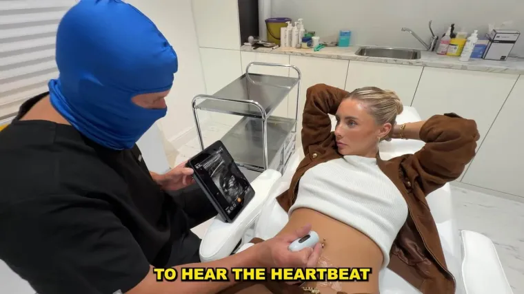 Kontroverzna 18+ glumica spavala s 400 mu&scaron;karaca da zatrudni, ime djeteta ide na dražbu