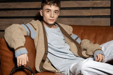 Josip Bačić ogolio du&scaron;u u novoj pjesmi: Nova verzija 'Spa&scaron;eni' otkriva njegovu ranjivu stranu