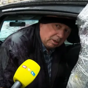 Vozač Vinko kojem je nevrijeme o&scaron;tetilo auto: 'Razbilo je &scaron;ajbe, krov je uni&scaron;ten...'