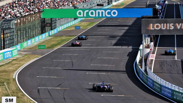 Treninzi VN Japana: Mercedes dominirao, Piastri nije bio 'normalan', a Albon je vozio (pre)divlje