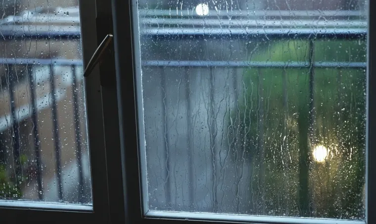 Hitne mjere za zadnji čas: Za&scaron;titite prozore od oluje, ali ovo nikako nemojte raditi