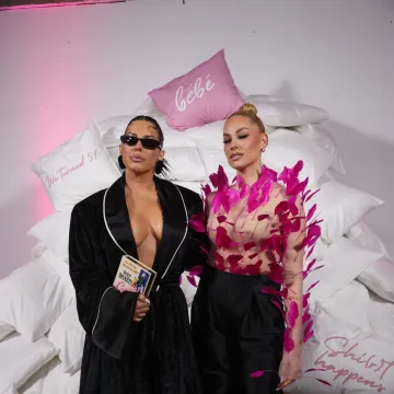 Ovako to rade susjedi: Pjevačice stigle bez grudnjaka, a influencerice u izazovnim haljinama