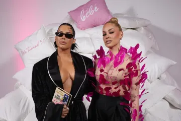 Ovako to rade susjedi: Pjevačice stigle bez grudnjaka, a influencerice u izazovnim haljinama