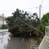 Vrijeme je opasno! DHMZ: 'Ovako dugotrajan i olujan vjetar nije uobičajen za Zagreb'