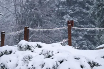 Učenike zatekla oluja na Sljemenu! Roditelji u &scaron;oku: 'Djeca nisu spavala cijelu noć'