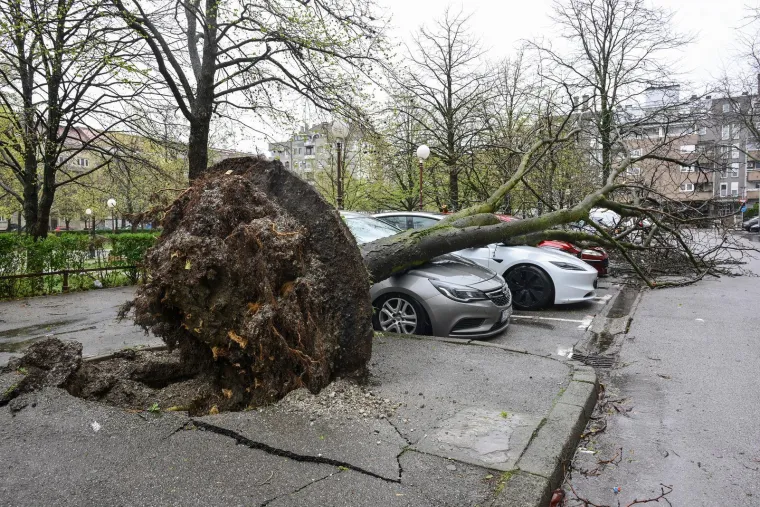 Hrvatske vode se pripremaju za moguće poplave: Vatrogasci zabilježili preko 1600 intervencija