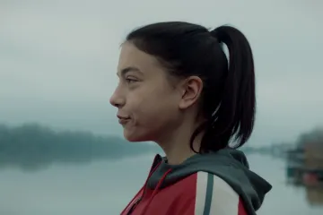 'Apsolutnih 100' stiže na platformu i donosi dramatičnu priču o mladoj osvetnici Sonji