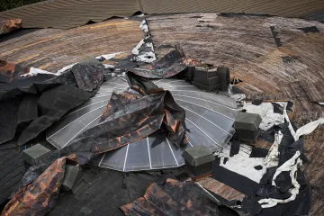 Oluja uni&scaron;tila i legendarnu Cibonu: Hoće li se i ovo ru&scaron;iti? Evo kako je nastradao Draženov dom