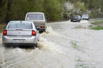 Vatrogasci zabilježili preko 1600 intervencija, spašena obitelj s bebom