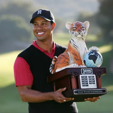 Tiger Woods u te&scaron;koj prometnoj nesreći: Slavni golfer se prevrnuo u automobilu