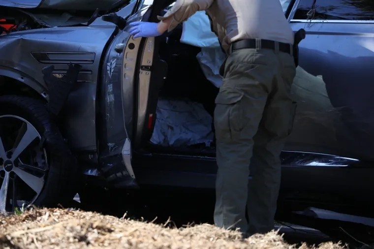 Tiger Woods uhićen i optužen za vožnju pod utjecajem alkohola: Evo &scaron;to je ostalo od automobila