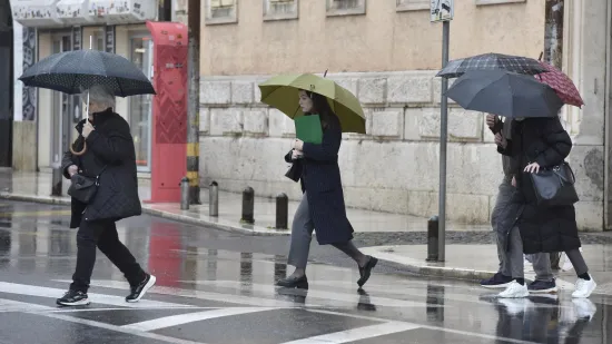 DHMZ objavio prognozu, ovoj regiji prijeti opasno vrijeme: A1 zatvorena zbog olujnog vjetra