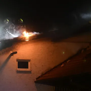 Strava kod Samobora: Požar buknuo u kući, dvije osobe poginule