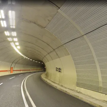 Vozač poginuo u tunelu u Rijeci