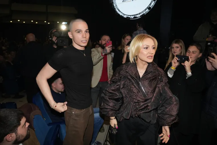 Jakov Jozinović osvojio Beograd: Veliki početak turneje uz podr&scaron;ku estradnih glazbenika