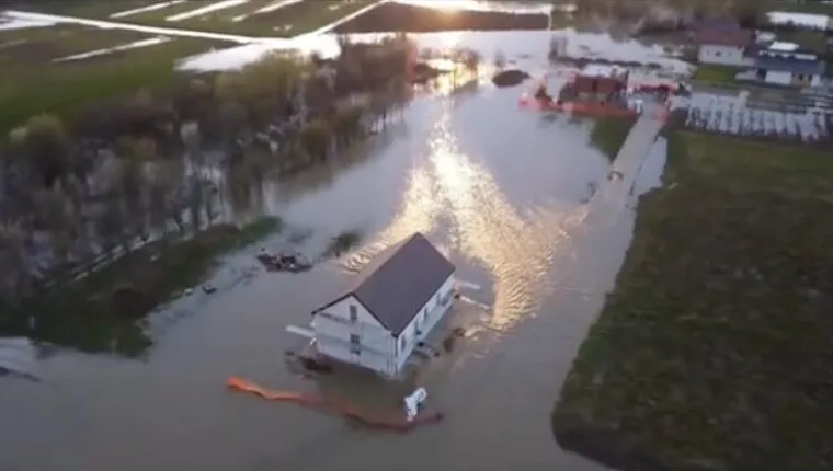Zagorje pod vodom, poplava prodirala u kuće: Snimka iz zraka pokazala jačinu nevremena