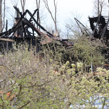 Kuća u potpunosti izgorjela, mu&scaron;karac i žena umrli: Vatrogasce dočekao stra&scaron;an prizor