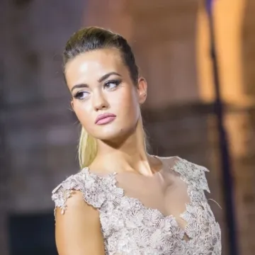 One su najvatrenija podr&scaron;ka s tribina: Domaća WAGsica otputovala u Ameriku pa pokazala kako uživa