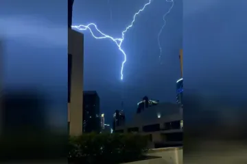 Munja pogodila najvi&scaron;u zgradu na svijetu