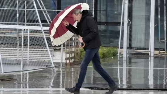 Promjenjivo vrijeme u novom tjednu: Meteorologinja upozorila na olujne i orkanske udare bure