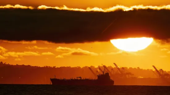 Trump tvrdi da je dobio 20 tankera na poklon, Iranci prijete: 'Zapalit ćemo vas!'