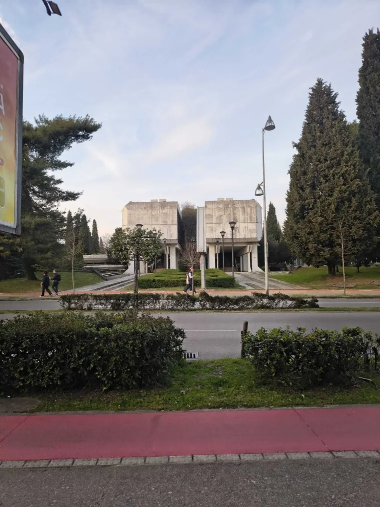 Ovdje ćete po prvi put stvarno usporiti i duže piti kavu: 'Probaj kajmak i sir, nema boljeg!'