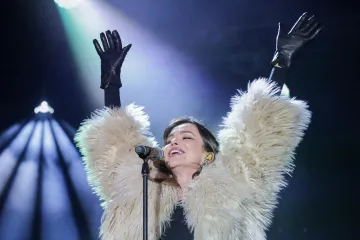 [KVIZ] Samo će najveći obožavatelji znati nastaviti stihove ovih Severininih hitova