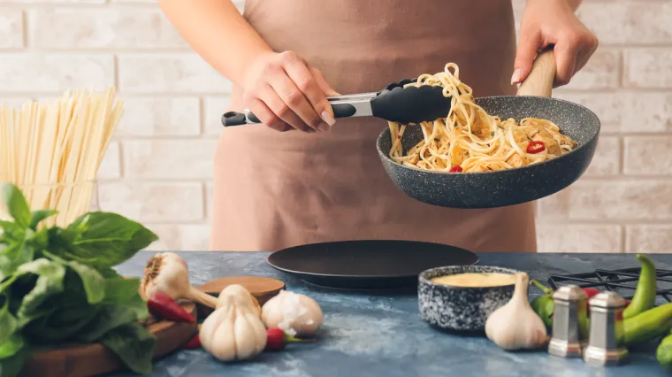 [KVIZ] Ako voli&scaron; kuhati, sigurni smo da barata&scaron; ovim tehnikama i načinima pripreme hrane