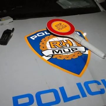 Mladi Hrvat dobio gotovo 4.000 eura kazne: Policiju &scaron;okiralo &scaron;to je sve napravio