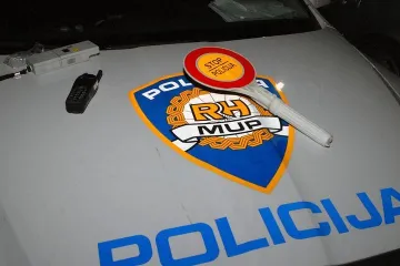 Mladi Hrvat dobio gotovo 4.000 eura kazne: Policiju &scaron;okiralo &scaron;to je sve napravio