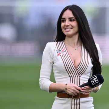 Fanovi odu&scaron;evljeni fotografijama zanosne novinarke i 11 godina mlađeg Modrićeva suigrača