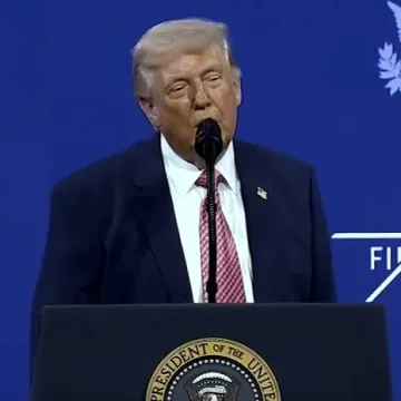 Trump napada, prijeti i hvali se: Pod svaku cijenu želi kontrolu nad Hormu&scaron;kim tjesnacem