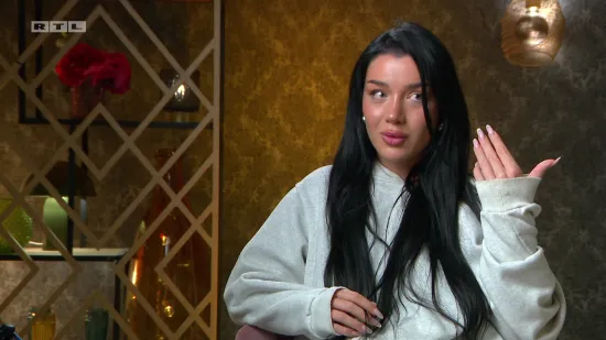 Soraya za RTL.hr nakon &scaron;to joj je Karlo dao narančastu ružu: 'Istog sam trena htjela otići kući'